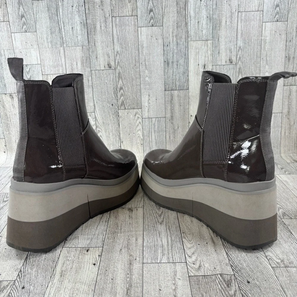 Naked Feet Women's 7.5 M Platform Boots‎ Ankle Wedge Guild Brown Patent Chelsea